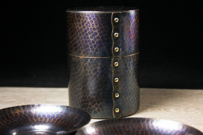 桑園の】玉川堂系紫金銅鎚起銅器清穗堂茶器818g 波浪鉚釘茶筒茶罐茶托