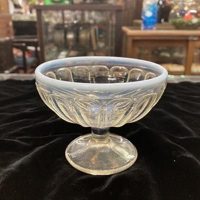 大正時代 乳白色桜色 飴屋瓶 砂糖瓶 あめや瓶 氷コップ