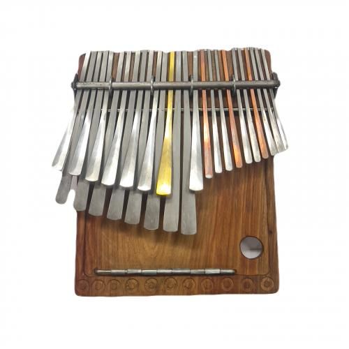 ムビラ(ジンバブエ)/Mbira (Zimbabwe) - ::民族楽器コイズミ::