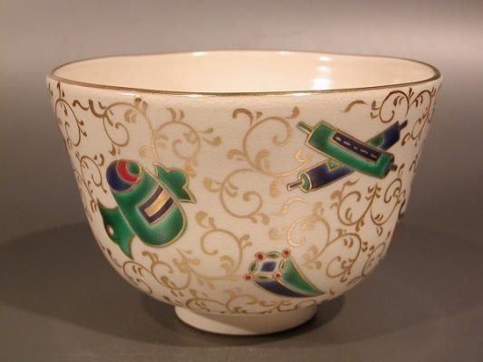 茶碗 作家物 銘 共箱か 木箱 茶道具 茶器 草文 変形 【公式通販】