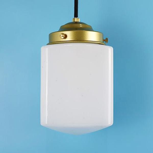 No4174 手吹き 九州明治びいどろ 乳白赤縁ガラス ランプシェード 送料