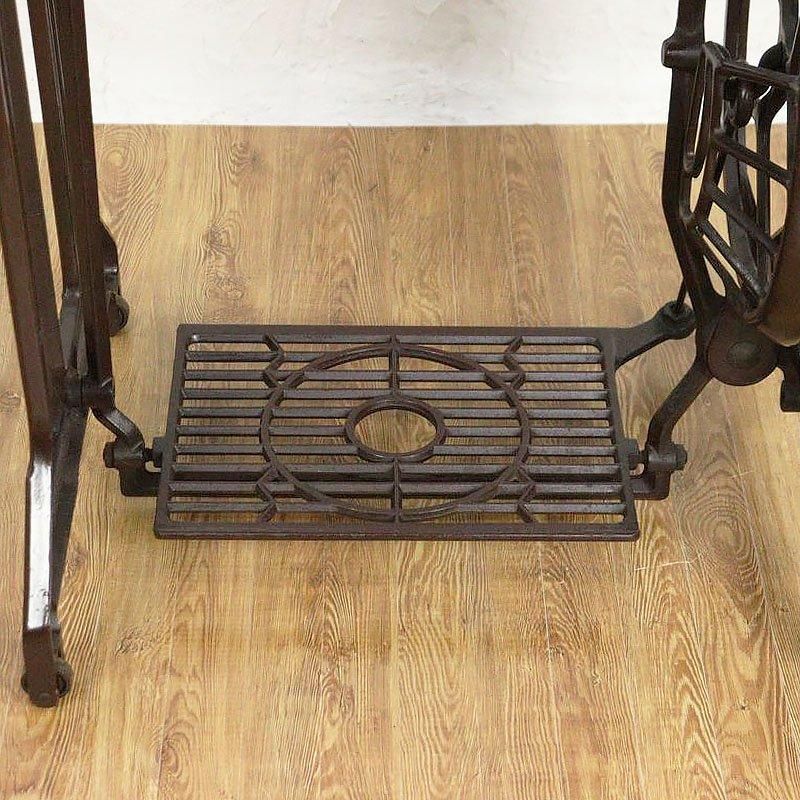 アンティーク※ JANOME足踏みミシン脚のテーブル ケヤキ天板 アイアン