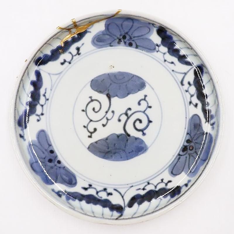 中皿 明治の手描き伊万里金継ぎ花唐草の和骨董