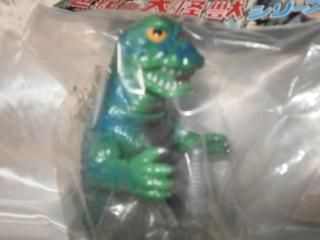 27 マーミット 世紀の大怪獣シリーズ怪獣天国 ギロン1 緑成型