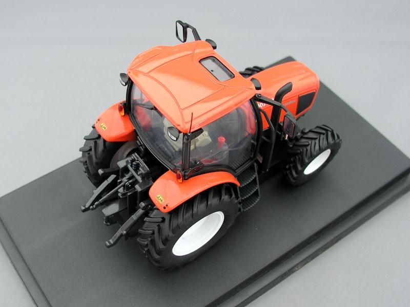 限定生産品】32／1クボタミニチュアトラクター M135Gグローブ - ホンダ