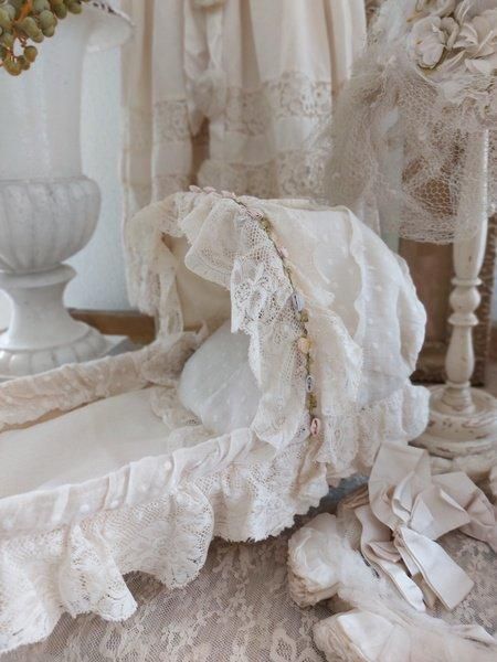 アンティークレース ロココ装飾ドールベッド