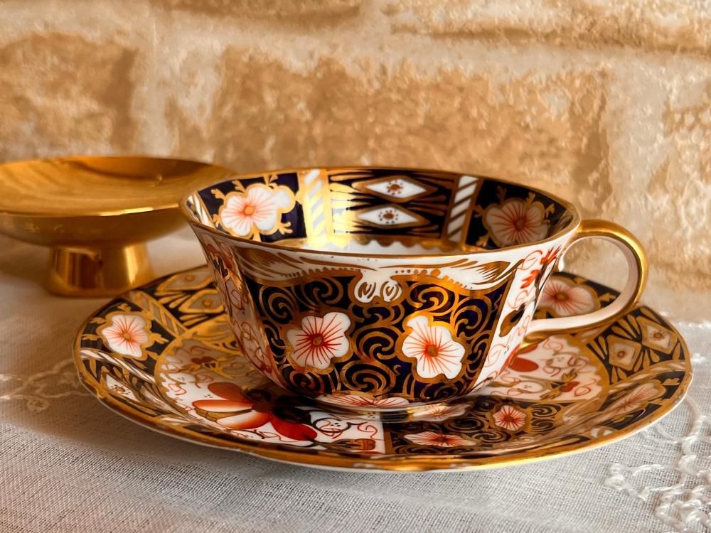 希少なアンティーク ロイヤルクラウンダービートリオセット