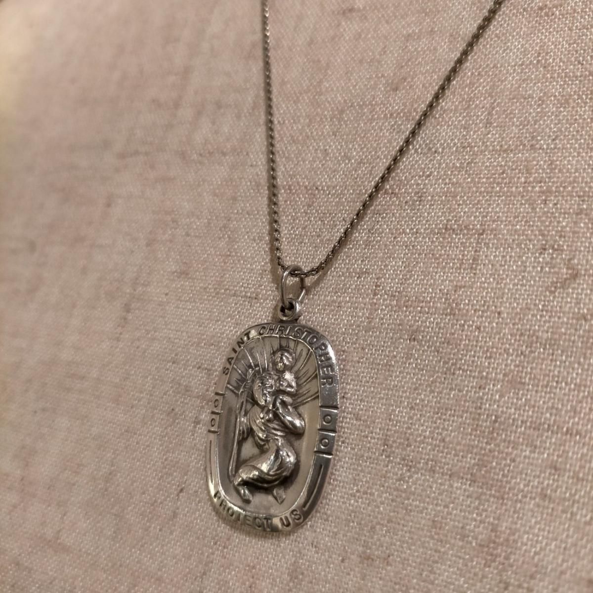 ヴィンテージUSA製スターリングシルバーネックレス 守護聖人像