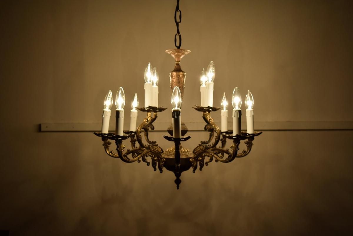 フランス製真鍮シャンデリア｜1920年代風合いある12灯式
