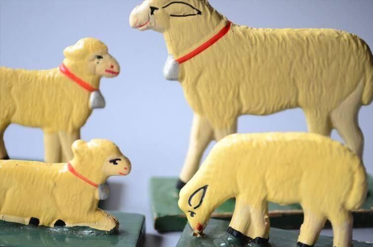 ヴィンテージドイツ製木製羊オブジェ かわいい存在感