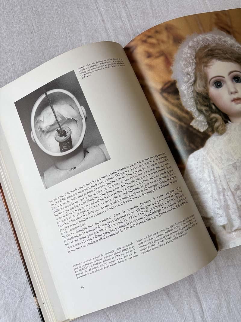 アンティーク フランス古本 Jumeau 人形の美しさを探る