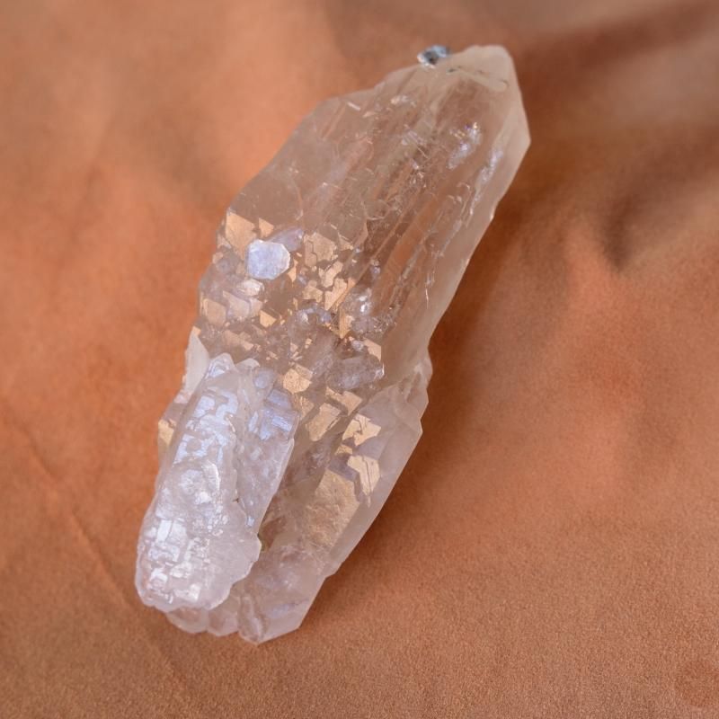 水晶原石ポイント180g