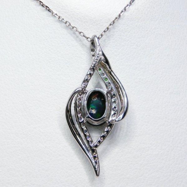 宝石質ブラックオパールとサファイアのマクラメネックレス JJ様 ご依頼