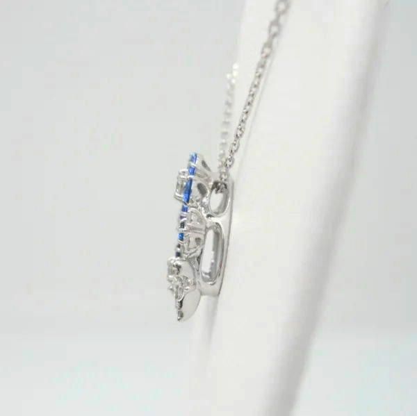 サファイア ダイヤモンドフラワーモチーフネックレス SA 0.55ct D 0.30