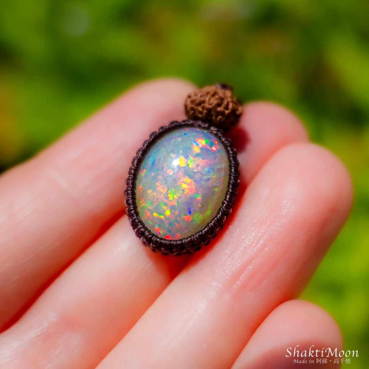 超激レア‼︎ 天地ニ眼天珠 小売業者 超激レア‼︎ 老鉱石 ニ眼天珠 黒