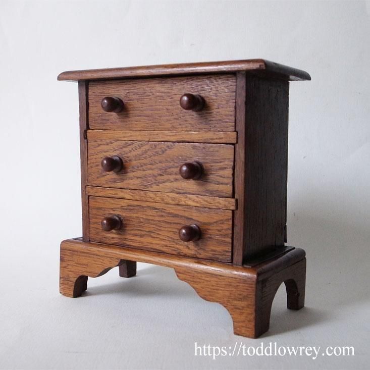 背板に謎を秘めた小引き出し/ Antique Small Chest of Drawers - Todd