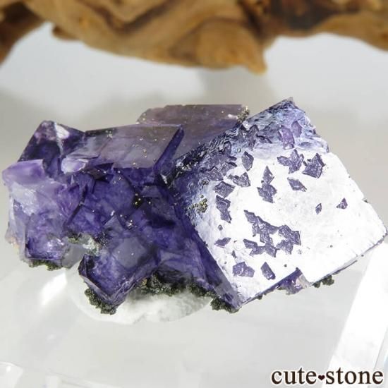 ヤオガンシャン産 パープルブルーフローライト＆チャルコパイライト