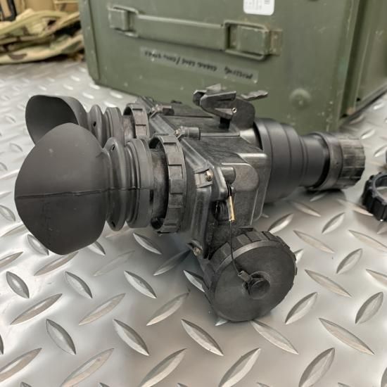 米軍実物 ITT AN/PVS-7D GenⅢ ナイトビジョンハウジング - S＆C