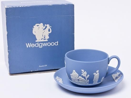 送料無料】ウェッジウッド ジャスパー「キューピッドの捧げもの