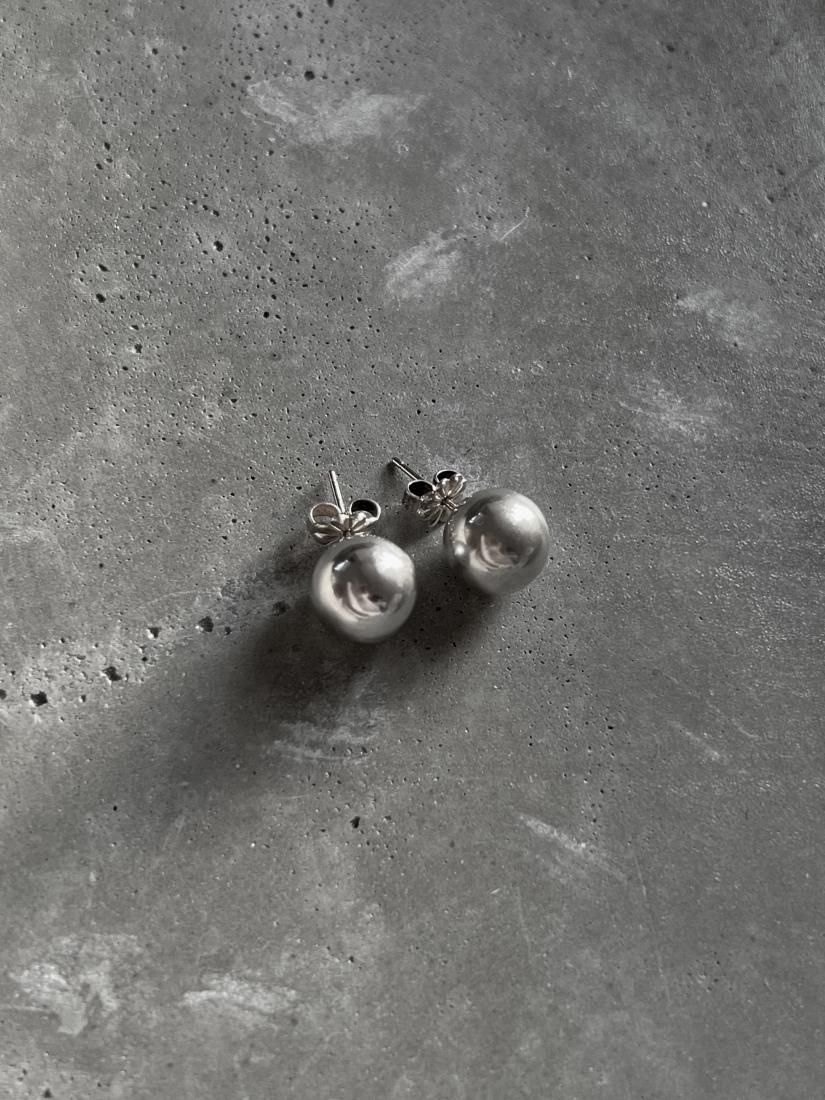 ティファニー ハードウェア ボールピアス