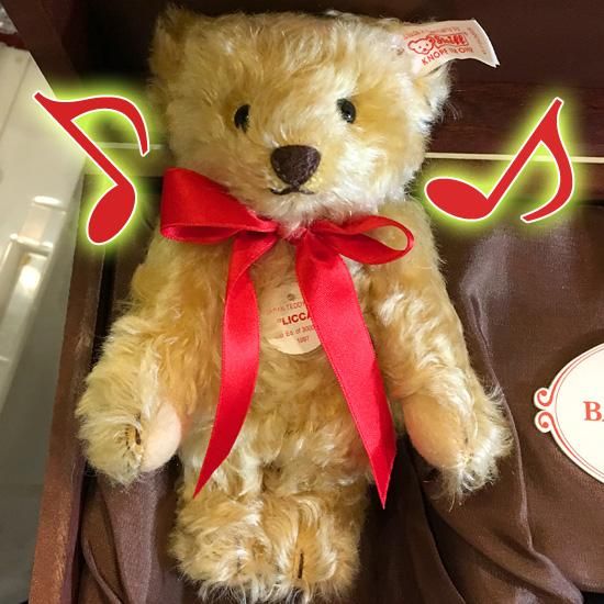 日本限定シュタイフ・ベアの初代～5代目までが小さくなって