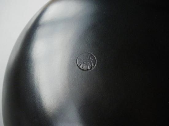 雲華焼黒陶灰器 風炉用 (共箱)蒲池窯 伊東征隆 - 茶道具販売 栗林園