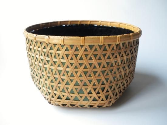 利休好写 鱗籠炭斗 (紙箱)岡田節哉 - 茶道具販売 栗林園