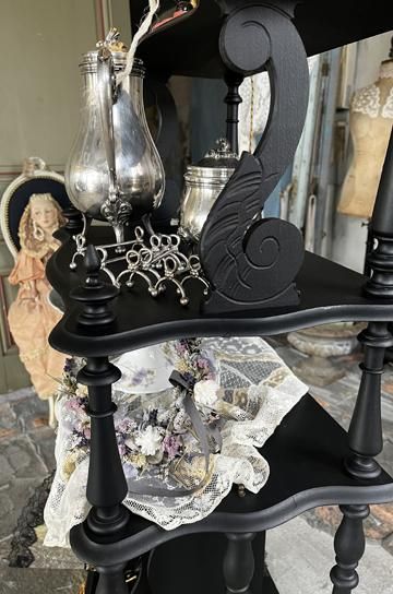 ナポレオン3世ミュージックシェルフ【パディントン】｜アンティーク家具