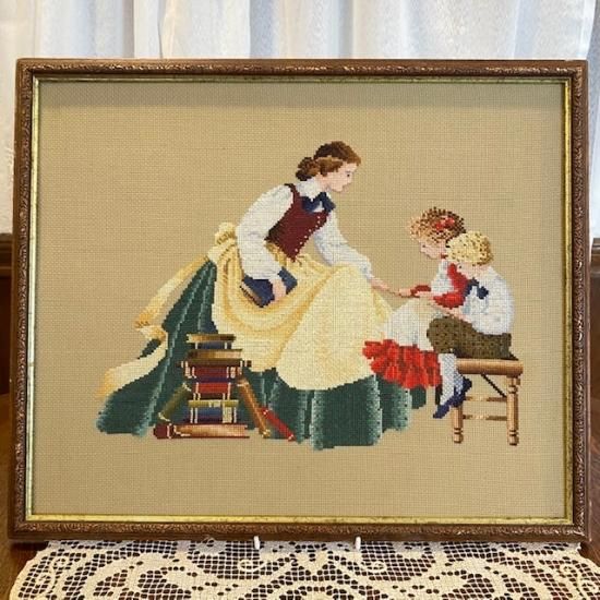 イギリス 刺繍額 おかあさんと子供達 - featherfewhouse フェザー