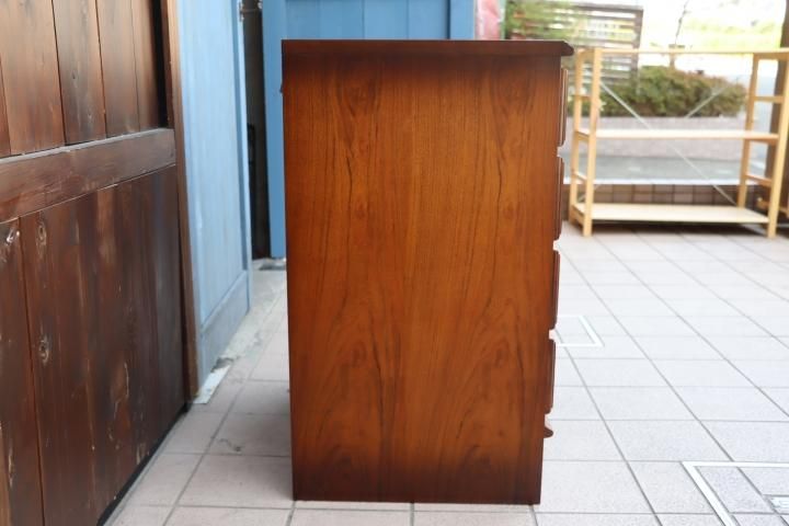 Karimoku(カリモク家具)の人気シリーズCOLONIAL(コロニアル)のQC1904 4