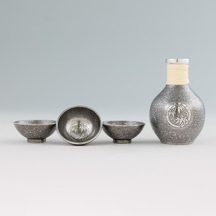 錫 酒器セット 桜島 盃3ヶ 黒漆加工200ml [No.63-1]｜薩摩錫器工芸館