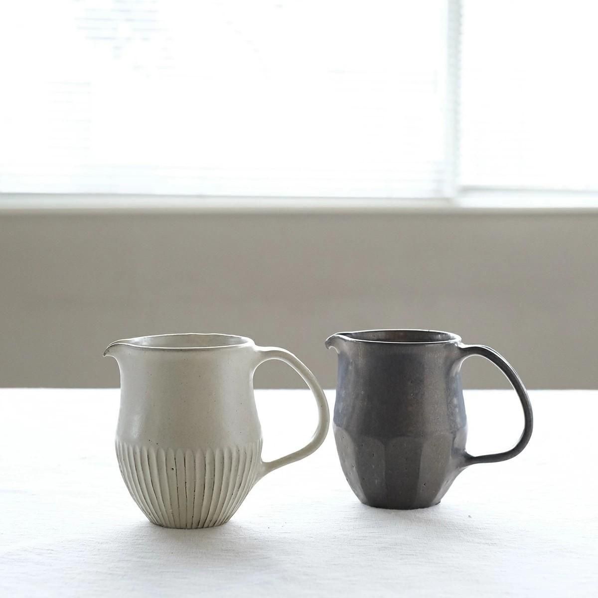 タナカマナブ 陶器 ピッチャー 水差し ジャグ カラフェ 400cc しのぎ