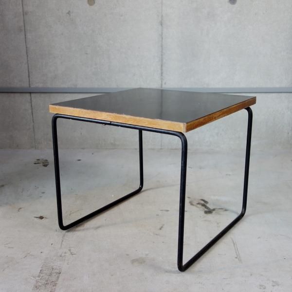 Pierre Guariche ピエール・ガーリッシュ サイドテーブル Pierre