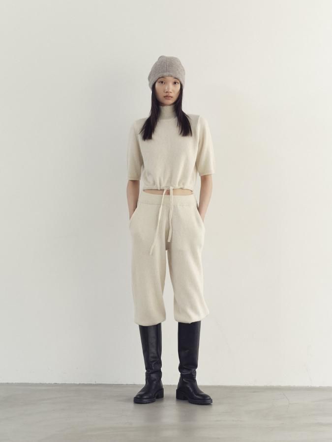 Bucktail Knit Beanie - ROSARYMOON OFFICIAL WEB STORE