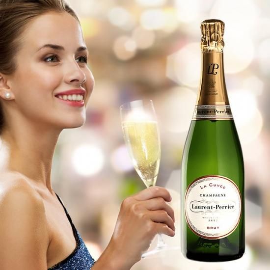 王室御用達のシャンパン ローラン・ペリエ 750ml - お祝いに彫刻された