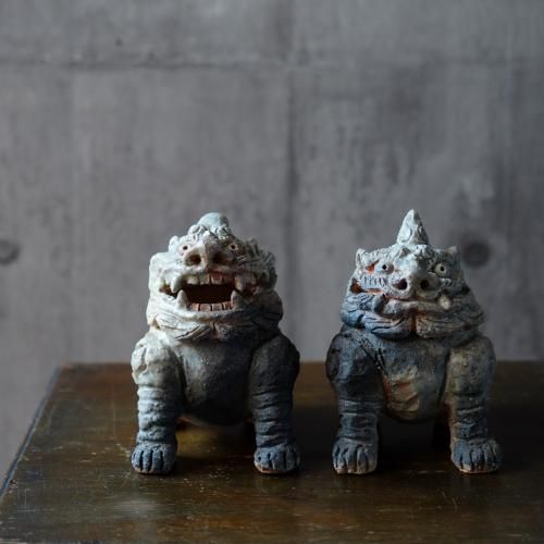 陶器 獅子の像 約30cm グレー 陶器獅子像 約30cm 獅子の陶器像 約30cm