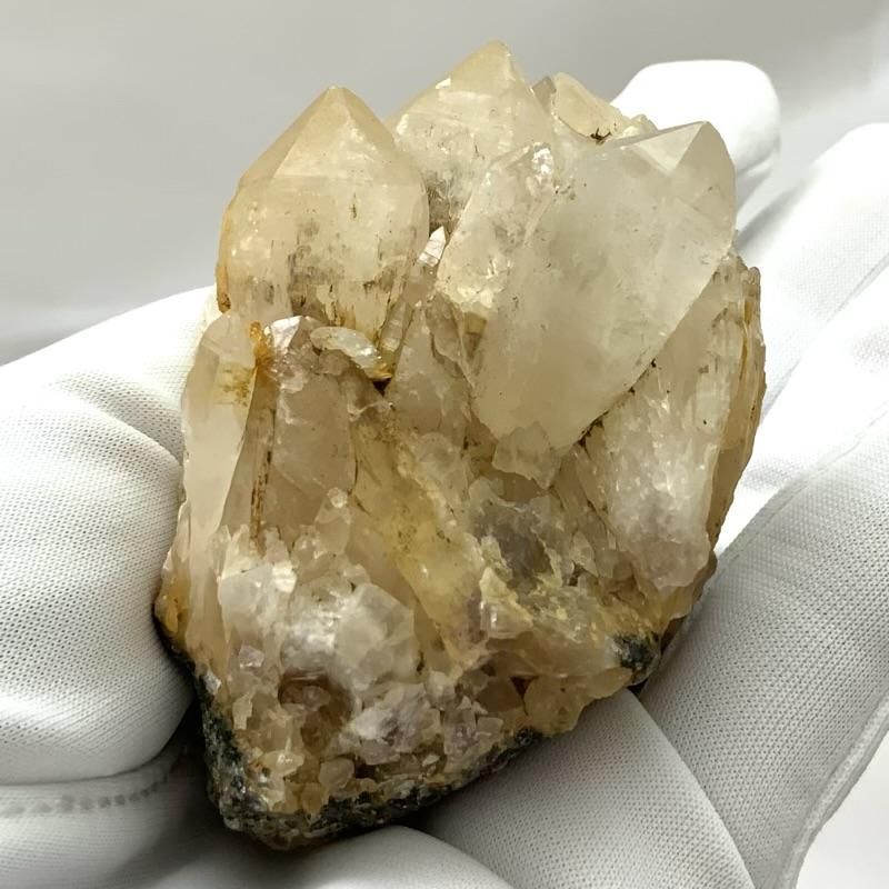 秋田県荒川鉱山産水晶 原石 】クォーツ quartz 天然石 万能石 浄化