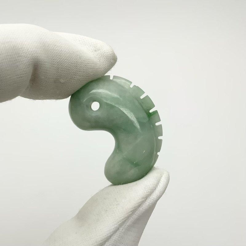 ミャンマー翡翠 勾玉 獣型 】 ひすい ヒスイ Jade 限定品 稀少 レア