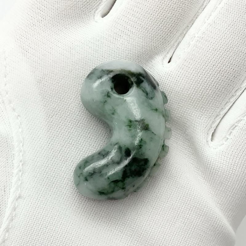 糸魚川翡翠 勾玉 獣型 】 | めのうの店川島【公式通販】創業明治10年