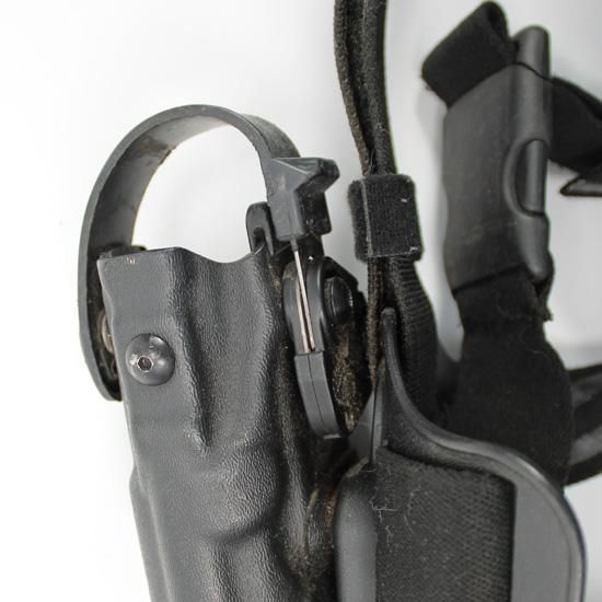 ≪SAFARILAND≫ 6304-77レッグホルスター P-226 / ブラック (USED)