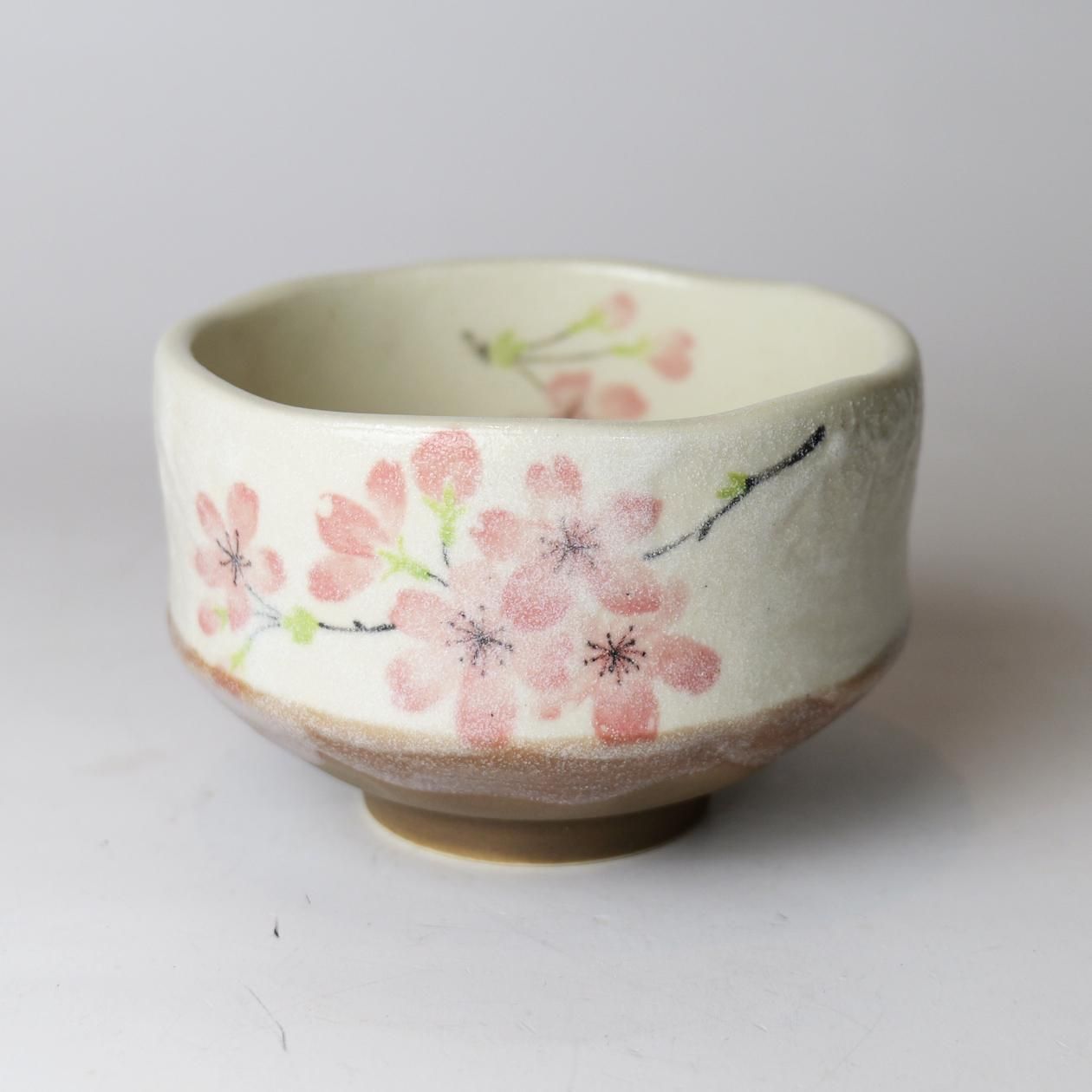 九谷焼 抹茶碗 桜 芦湖(蘆湖) 共箱付 状態良好 茶道具 九谷焼 抹茶碗