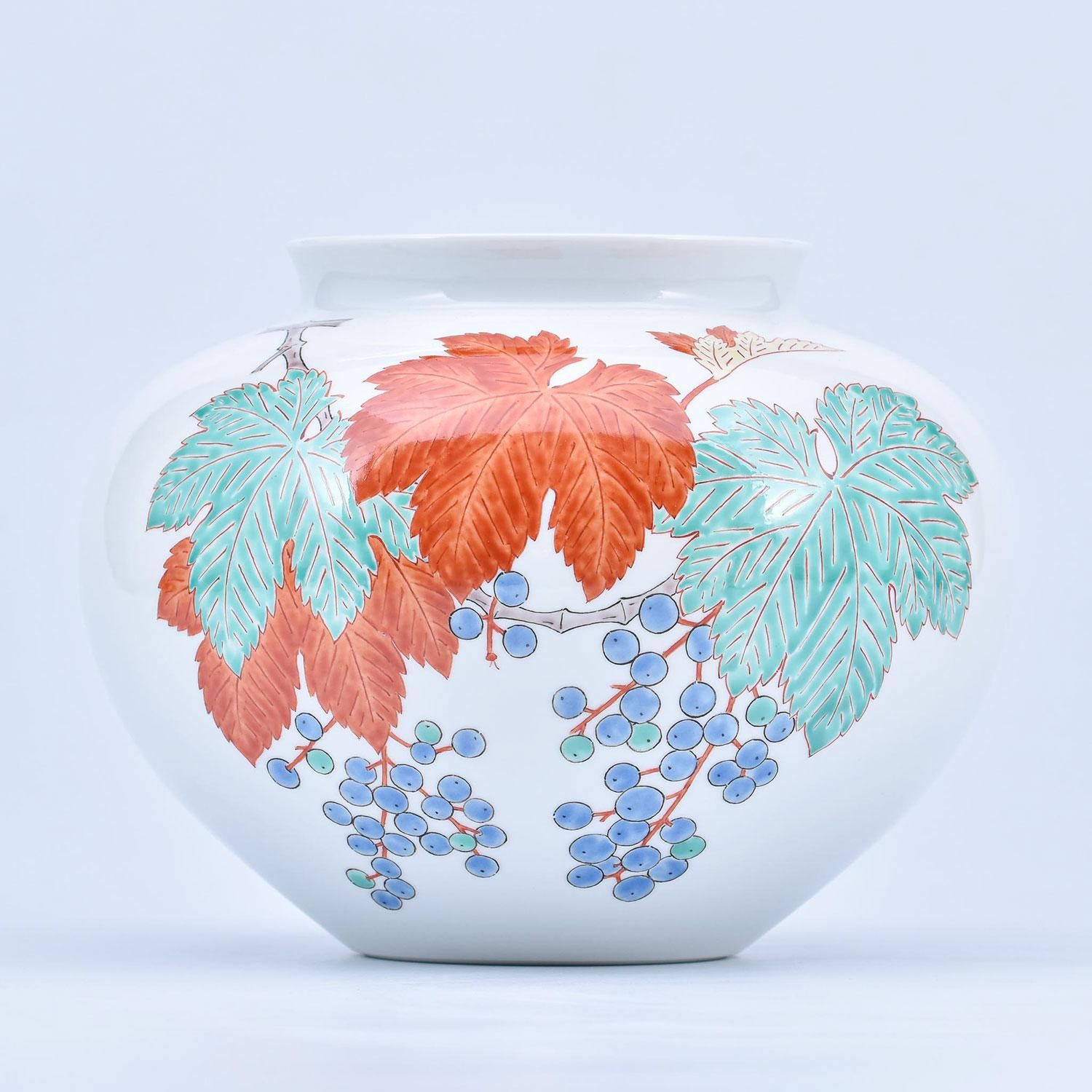 13代柿右衛門 青い花と赤い実の湯飲み 5個セット｜