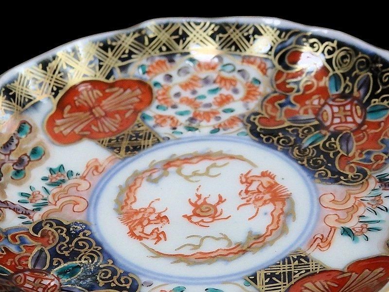 古伊万里 金襴手 宝珠に団龍紋 熨斗に七宝紋図 3寸皿