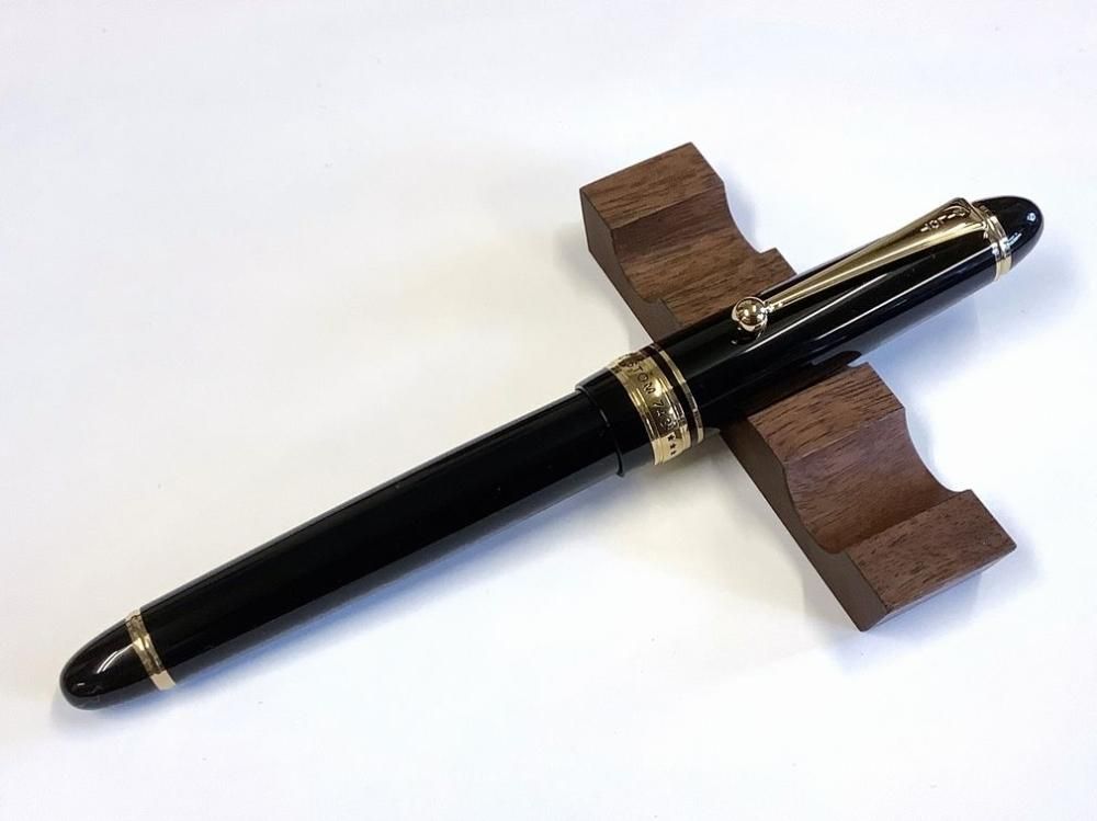 PILOT 万年筆 743 Bニブ 孔雀杢黒柿軸と合わせて PILOT 万年筆 743 B