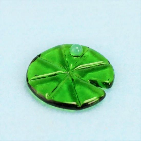 ガラス細工｜蓮の葉ステージ｜フォーカートグラスワークス