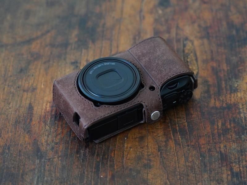 RICOH GR IIIx 本体 レザーケース付き