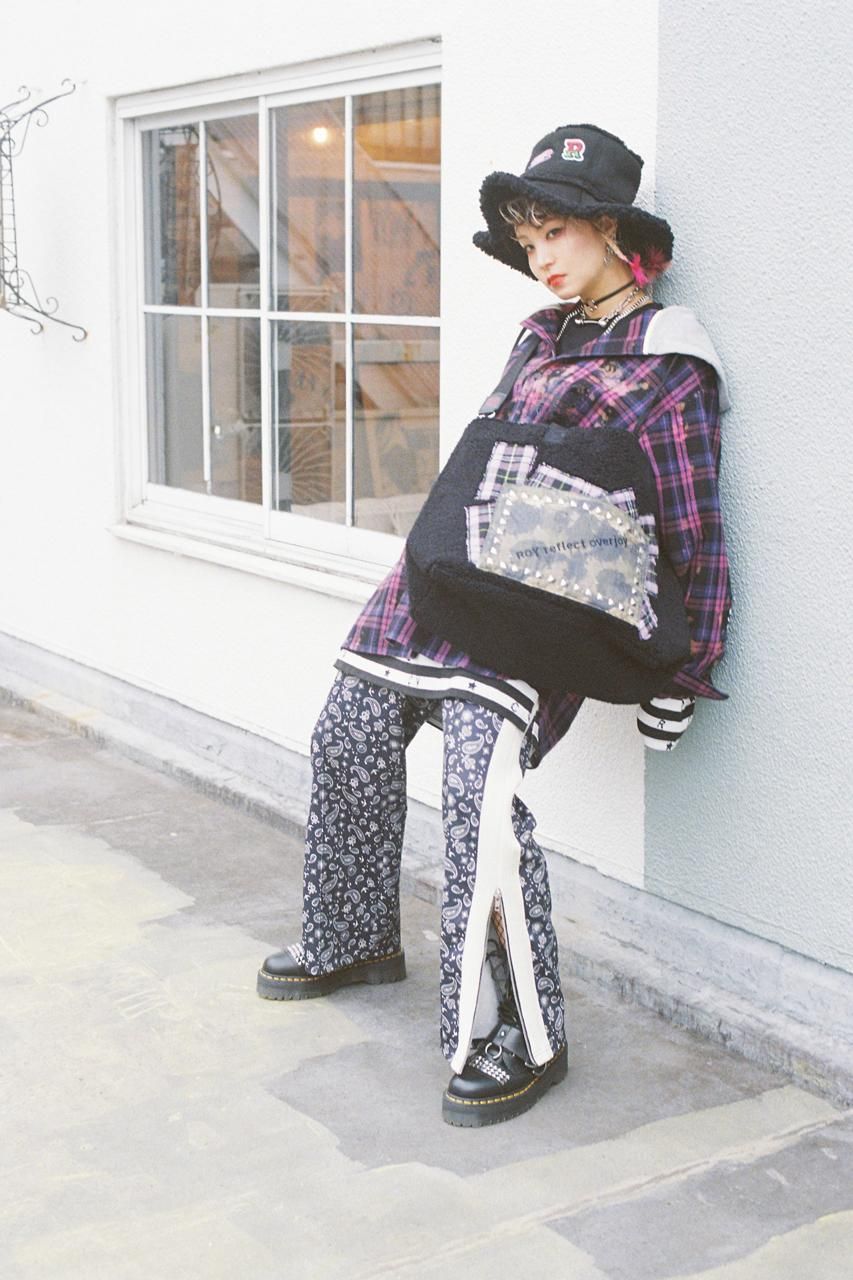 ワッペンボアトートバッグ - ROY reflect overjoy