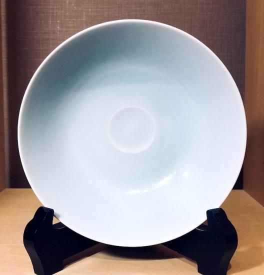 京焼・清水焼 宇野 徹 作 白瓷茶碗 在銘 無傷 保証 共箱。