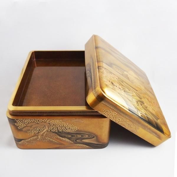 美品、輪島漆器・輪島塗本舗・【二羽の鶴】名工正望刻、輪島塗金箔