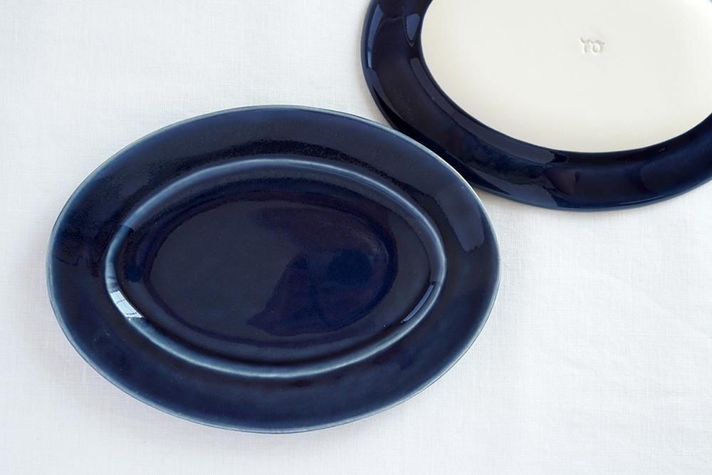 ワ44 ヨルノアオ 楕円太リム皿 中（結晶/ツヤなし部分あり） - 益子